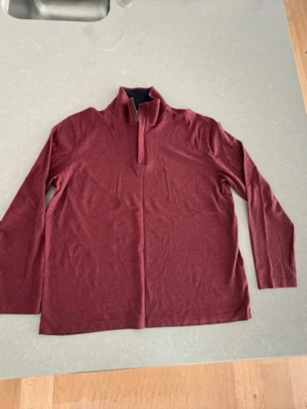 Men's XL Banana Republic Luxury Touch Half-Zip Maroon 1/4 Zip Shirt Barely worn